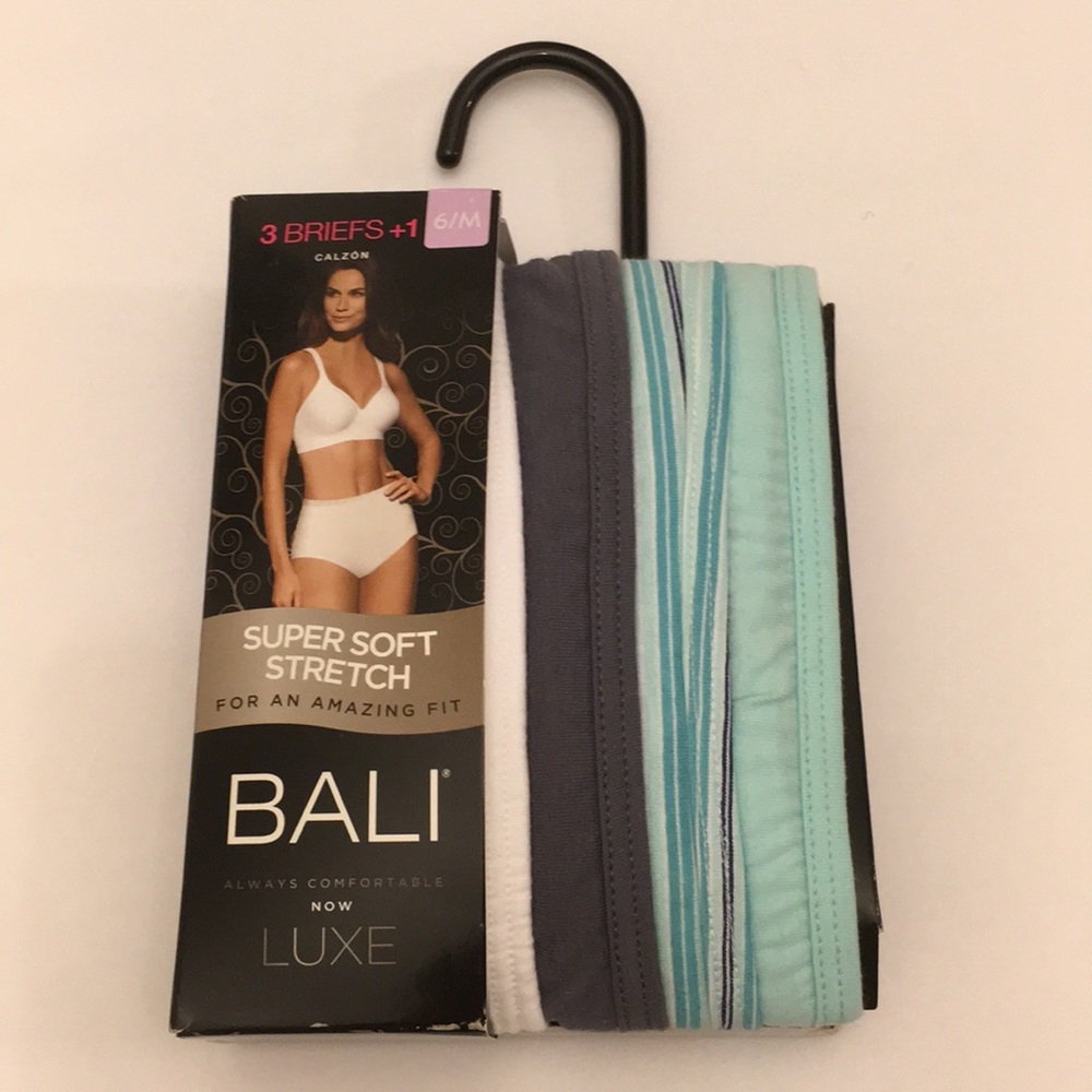 BALI Women’s Underwear NWT